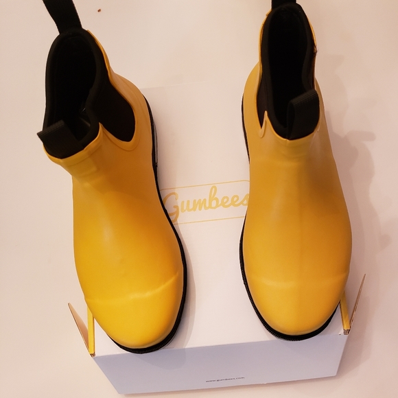 Women boots size 10 - Picture 2 of 5